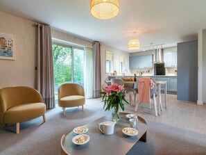 Interior - 2 Bed in Saltash (oc-87714) (Saint Mellion)