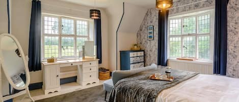 2 chambres, lit parapluie, Wi-Fi gratuit, draps fournis