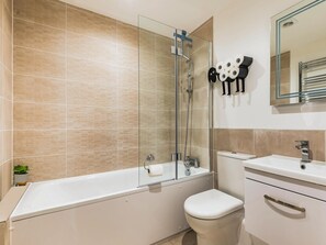 Bathroom - 1 Bed in Brockenhurst (oc-87525) (Brockenhurst)