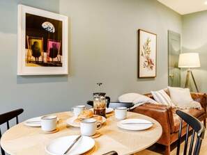 Dining - 1 Bed in Bridport (oc-87528) (Charmouth)
