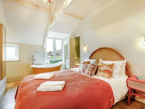 Free WiFi, bed sheets - 1 Bed in Bridport (oc-87528) (Charmouth)