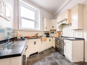 Private kitchen - 4 Bed in Matlock (oc-88011) (Matlock)