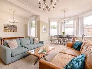 Living area - 4 Bed in Matlock (oc-88011) (Matlock)