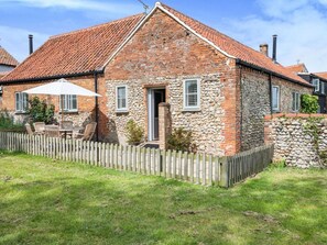 Exterior - 3 Bed in King's Lynn (oc-88223) (Beeston)