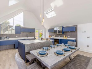 Dining - 4 Bed in Bideford (oc-87989) (Appledore)