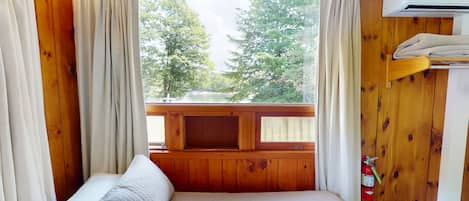 1 多间卧室、WiFi、床单