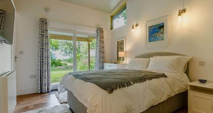 1 Bed in Looe (oc-88434)