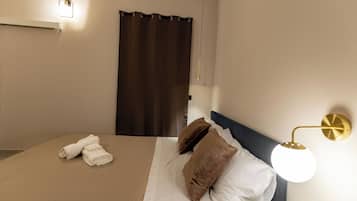 1 camera, accesso a Internet, lenzuola