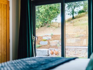 Reisekinderbett, kostenloses WLAN, Bettwäsche