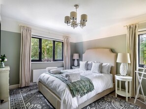 Room - 5 Bed in Lymington (oc-88733) (Everton)