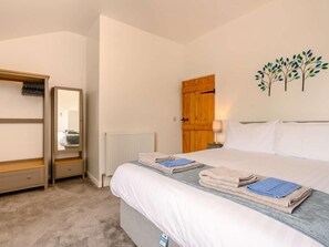 Travel cot, free WiFi, bed sheets - 2 Bed in Keswick (oc-88864) (Keswick)