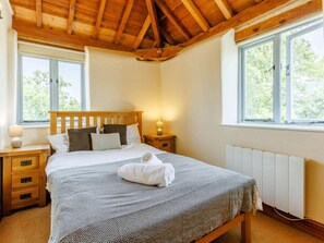 Room - 3 Bed in Launceston (oc-88858) (Saint Giles on the Heath)