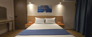 Standard-Studiosuite, Balkon, Meerblick