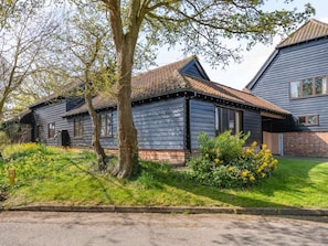 Exterior - 2 Bed in Aldham (oc-87956) (Aldham)
