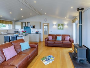 TV - 3 Bed in St. Andrews (oc-88545) (Balmullo)