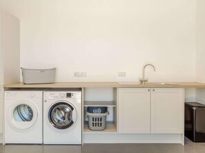 Interior - 3 Bed in Redruth (oc-88102) (Redruth)