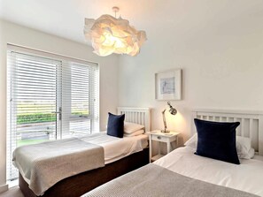 3 Schlafzimmer, Bügeleisen/Bügelbrett, Reisekinderbett, kostenloses WLAN