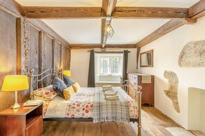 Room - 3 Bed in Bridport (oc-89004) (Wootton Fitzpaine)