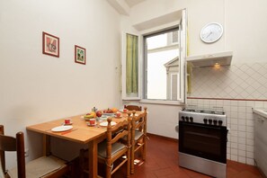 Dining - Santa Croce Living Apartment (Florence)