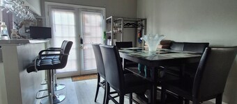 Terrific condo in friendly Humble 10 minutes from IAH & 20 minutes from downtown