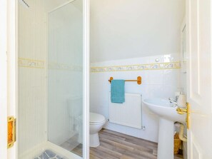 Bathroom - 4 Bed in Pevensey (oc-88996) (Normans Bay)