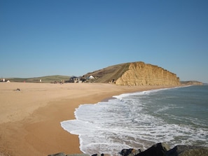 Beach - 4 Bed in Bridport (oc-89005) (Wootton Fitzpaine)