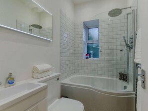 Bathroom - 2 Bed in Broadstairs (oc-89889) (Broadstairs)