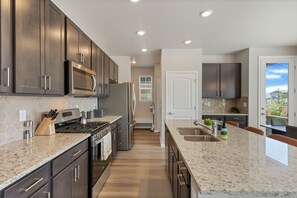 Unclassified image, 2 of 59, button - Modern 5BR/4BA Home: Boulder-Denver Retreat (Superior)