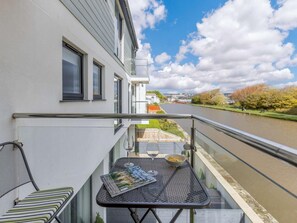 Outdoor dining - 2 Bed in Bude (oc-90096) (Bude)