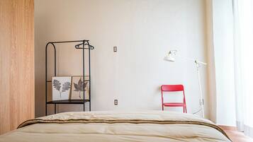 Habitación, 1 cama Queen size, baño en la habitación | Wifi gratis y ropa de cama