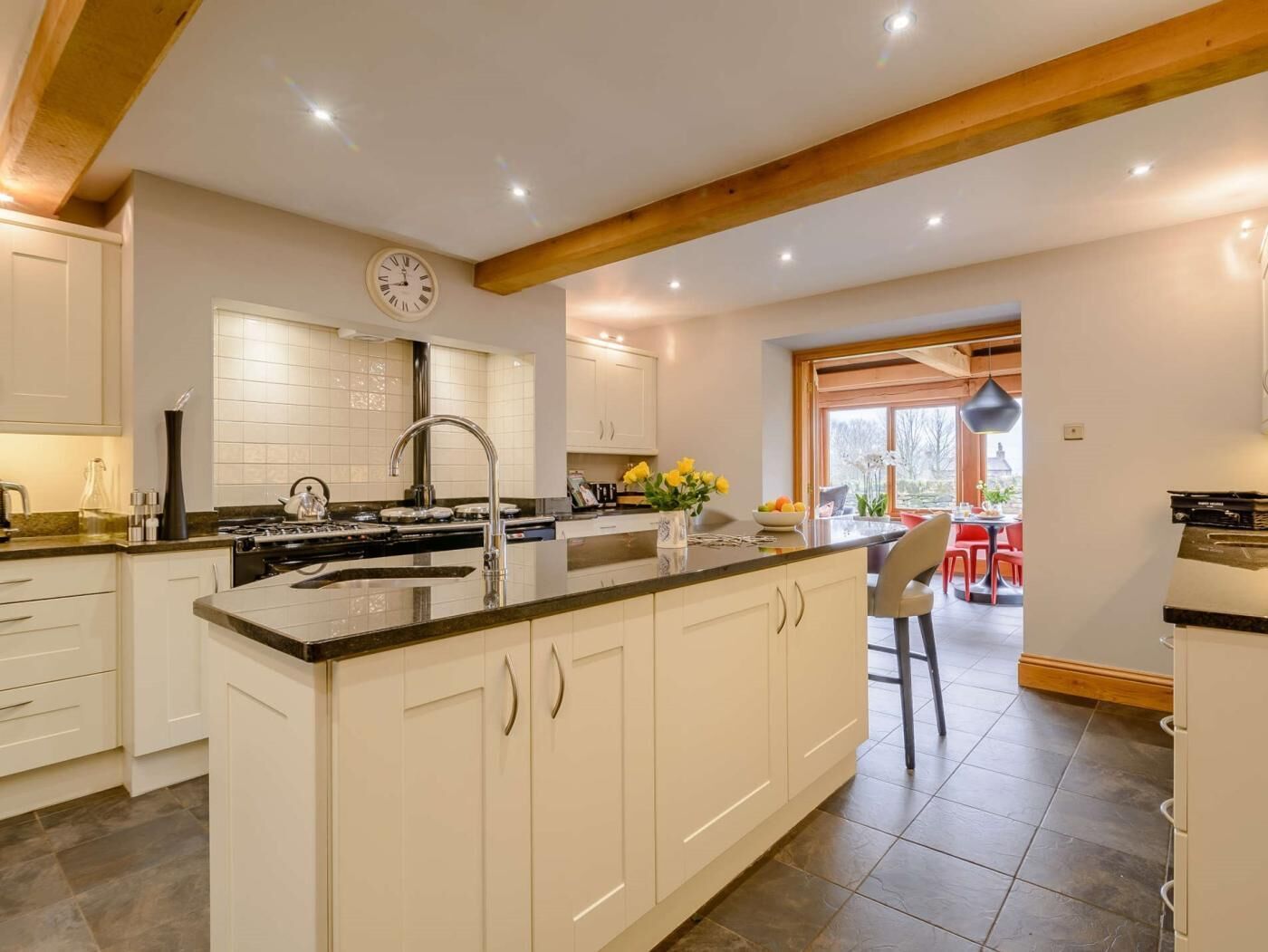 Oven, cookware/dishes/utensils
