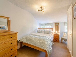 Room - 5 Bed in Bideford (oc-89620) (Appledore)