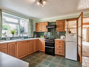 Private kitchen - 3 Bed in Melton Constable (oc-90184) (Briston)