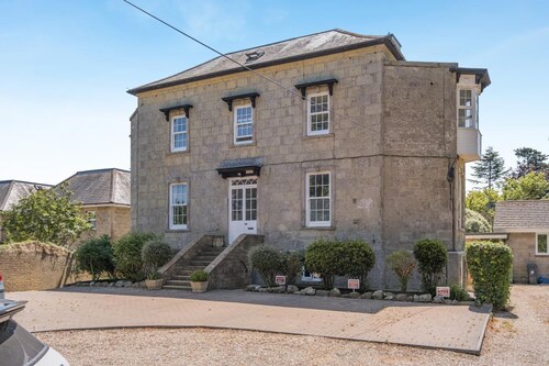 3 Bed in Ventnor (oc-89972)