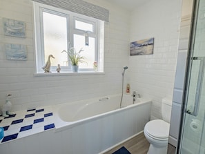 Towels - 3 Bed in Ventnor (oc-89972) (Niton)
