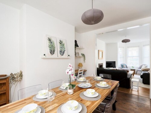 5 Bed in Ilfracombe (oc-89563)