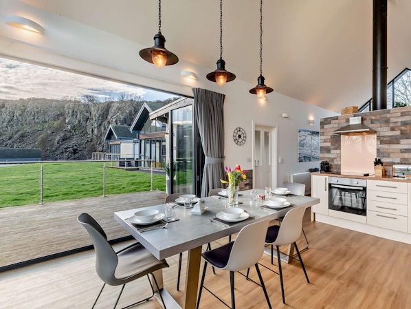 Dining - 3 Bed in Bamburgh (oc-90062) (Bamburgh)