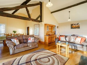 Living area - 4 Bed in Broughton-in-furness (oc-89418) (Kirkby Ireleth)