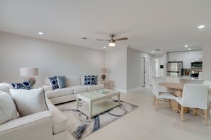 TV, offices - Chic Canalside Condo, Steps from Beach & Pool (Sanibel)
