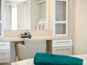 Free WiFi, bed sheets - 2 Bed in New Milton (oc-89709) (New Milton)