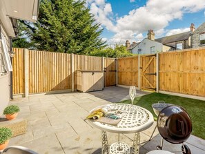 Outdoor dining - 1 Bed in Broadstairs (oc-89391) (Broadstairs)
