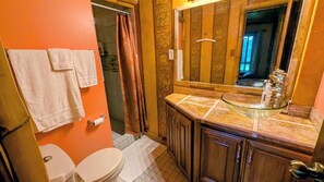 Bathroom - Hidden Paradise Belize (Sittee River)