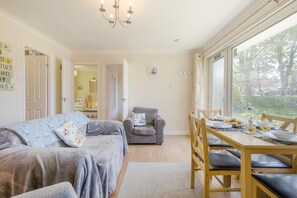 Dining - 2 Bed in Norwich (oc-89640) (Mundesley)