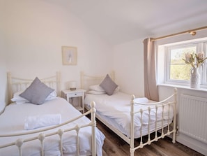 Reisekinderbett, kostenloses WLAN, Bettwäsche