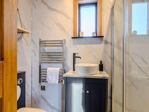 Towels - 1 Bed in Rhayader (oc-90278) (Saint Harmon)
