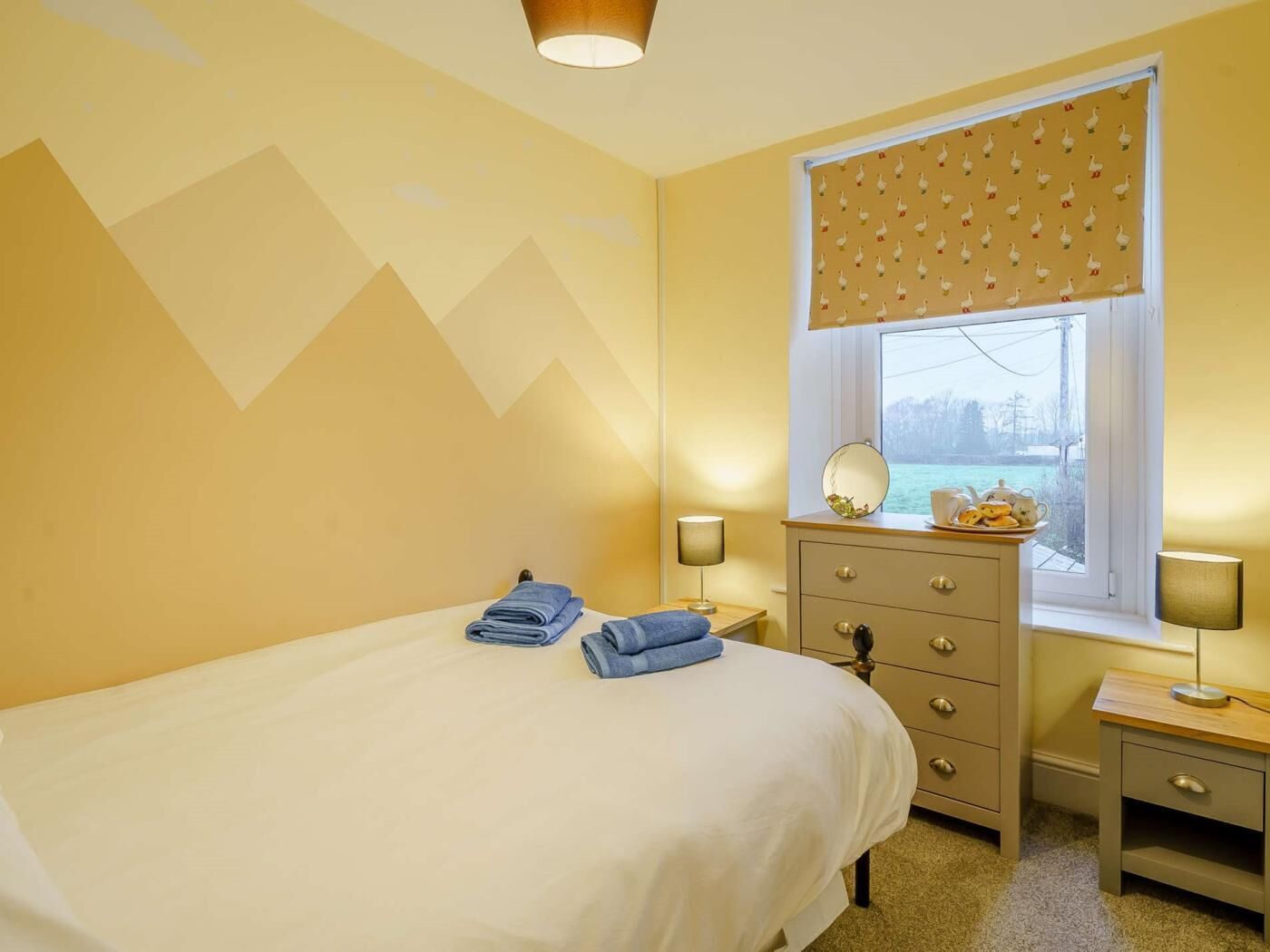 4 bedrooms, free WiFi, bed sheets