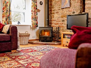 Living area - 2 Bed in Penrith (oc-90415) (Gamblesby)