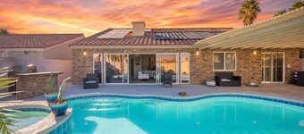 LV2 | Dreamy Vegas Oasis | Resort Pool & Spa