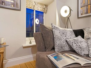 TV - 3 Bed in Chathill (oc-90380) (Ellingham)
