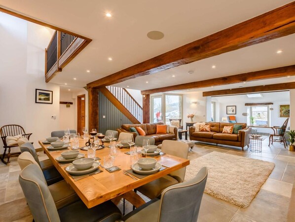 Interior - 5 Bed in Lancaster (oc-90546) (Bentham)